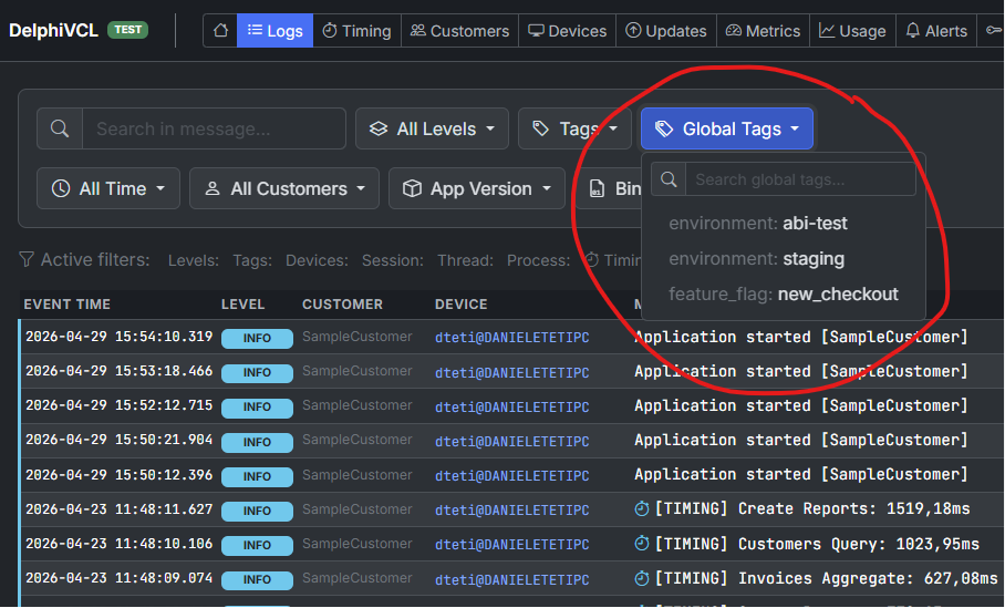 Filtro Global Tags nella pagina Logs di ExeWatch: il dropdown mostra le coppie chiave/valore raccolte dalle applicazioni (environment: abi-test, environment: staging, feature_flag: new_checkout) pronte per essere usate come filtro
